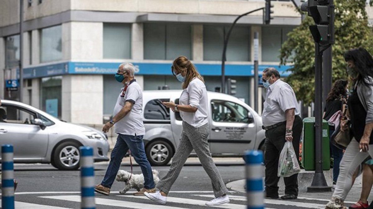 La Rioja busca reducir al máximo la circulación de personas y las reuniones.