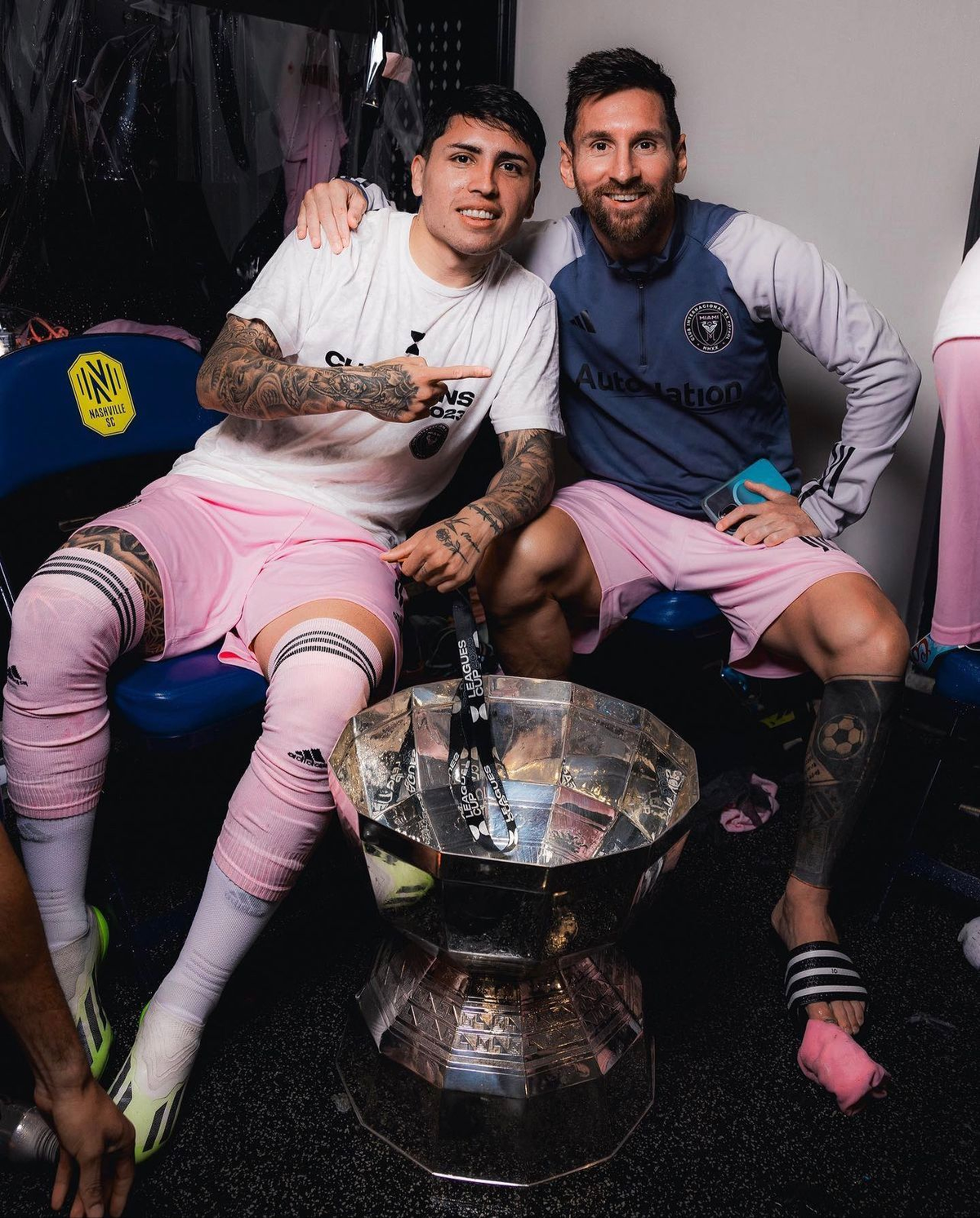 Lionel Messi sumó a Facundo Farías a su grupo de preferidos. Lionel Messi sumó a Facundo Farías a su grupo de preferidos.