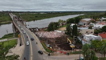 Confirman que el nuevo puente Santa Fe - Santo Tomé ya tiene un 40% de avance.