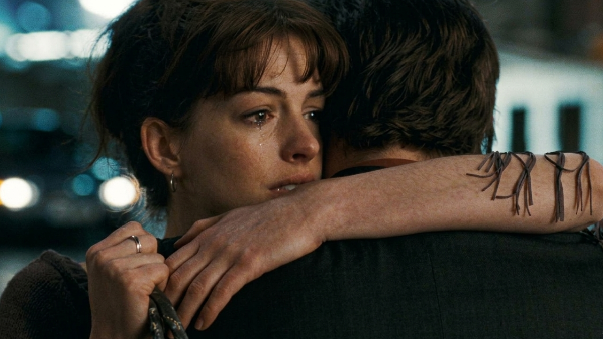 La escena de la película Siempre el mismo día captura la complejidad de las emociones en los vínculos afectivos.&nbsp;