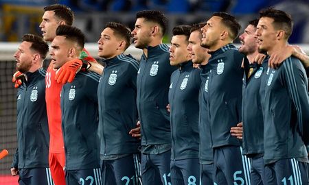 Conmebol anunció quiénes serán los árbitros para la doble fecha de Eliminatorias Sudamericanas de noviembre, donde la Selección Argentina enfrentará a Uruguay y Brasil. Conmebol anunció quiénes serán los árbitros para la doble fecha de Eliminatorias Sudamericanas de noviembre, donde la Selección Argentina enfrentará a Uruguay y Brasil.
