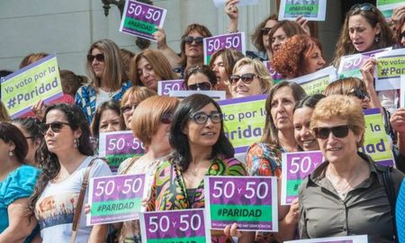 La ley de paridad en Santa Fe fue sancionada el año pasado y se hará efectivo en estas elecciones. La ley de paridad en Santa Fe fue sancionada el año pasado y se hará efectivo en estas elecciones.