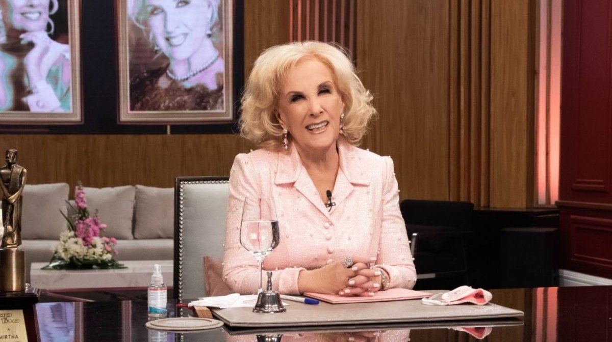 Mirtha Legrand se encuentra internada, pero fuera de peligro.