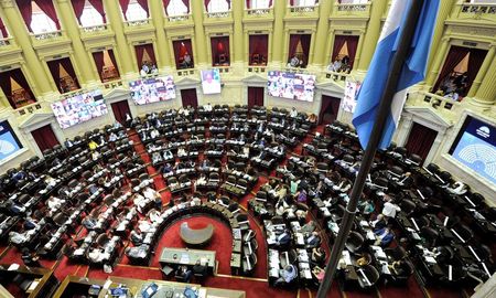 Se espera que el lunes a las 13 se constituya la comisión de Finanzas, mientras que a las 14 hará lo propio la comisión de Finanzas y Presupuesto. Se espera que el lunes a las 13 se constituya la comisión de Finanzas, mientras que a las 14 hará lo propio la comisión de Finanzas y Presupuesto.