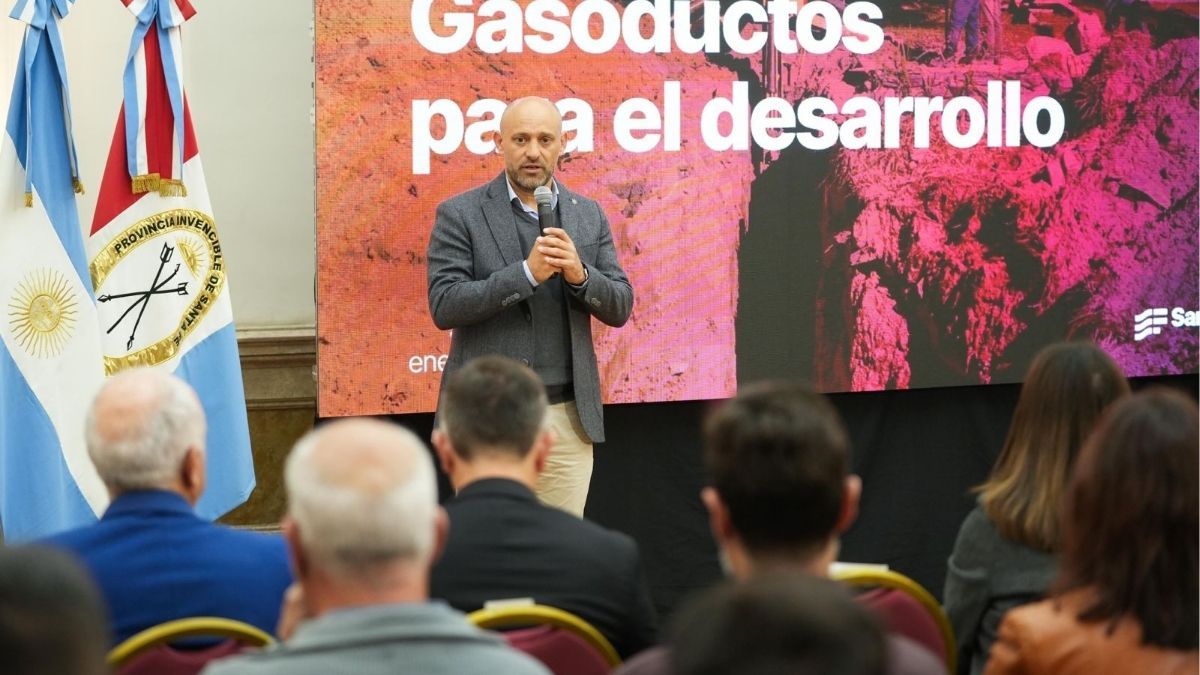 Puccini explicó que la inversión permitirá mejorar la matriz energética provincial. Puccini explicó que la inversión permitirá mejorar la matriz energética provincial.