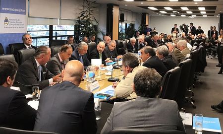 El Consejo del Salario en su última reunión. El Consejo del Salario en su última reunión.