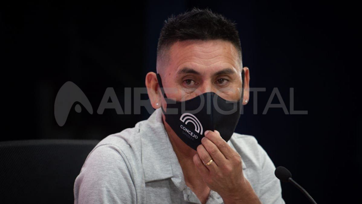 Piedrabuena se reunirá con los ediles santafesinos el lunes a partir del mediodía.