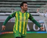 Aldosivi derrotó sin atenuantes a Colón por 3-0 y se metió en la pelea en la parte alta de la tabla del Torneo de la Liga Profesional. Aldosivi derrotó sin atenuantes a Colón por 3-0 y se metió en la pelea en la parte alta de la tabla del Torneo de la Liga Profesional.
