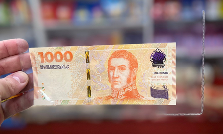 El billete de 1000 pesos con la figura de San Martín fue premiado como el mejor de la región. El billete de 1000 pesos con la figura de San Martín fue premiado como el mejor de la región.