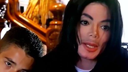 Las fotos inéditas de la habitación en la que murió Michael Jackson: fármacos, agujas, notas en las paredes y una extraña muñeca de porcelana
