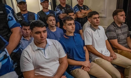 La defensa de los acusados que planteará que fue un homicidio en riña, delito que prevé una pena de entre 2 a 6 años. La defensa de los acusados que planteará que fue un homicidio en riña, delito que prevé una pena de entre 2 a 6 años.