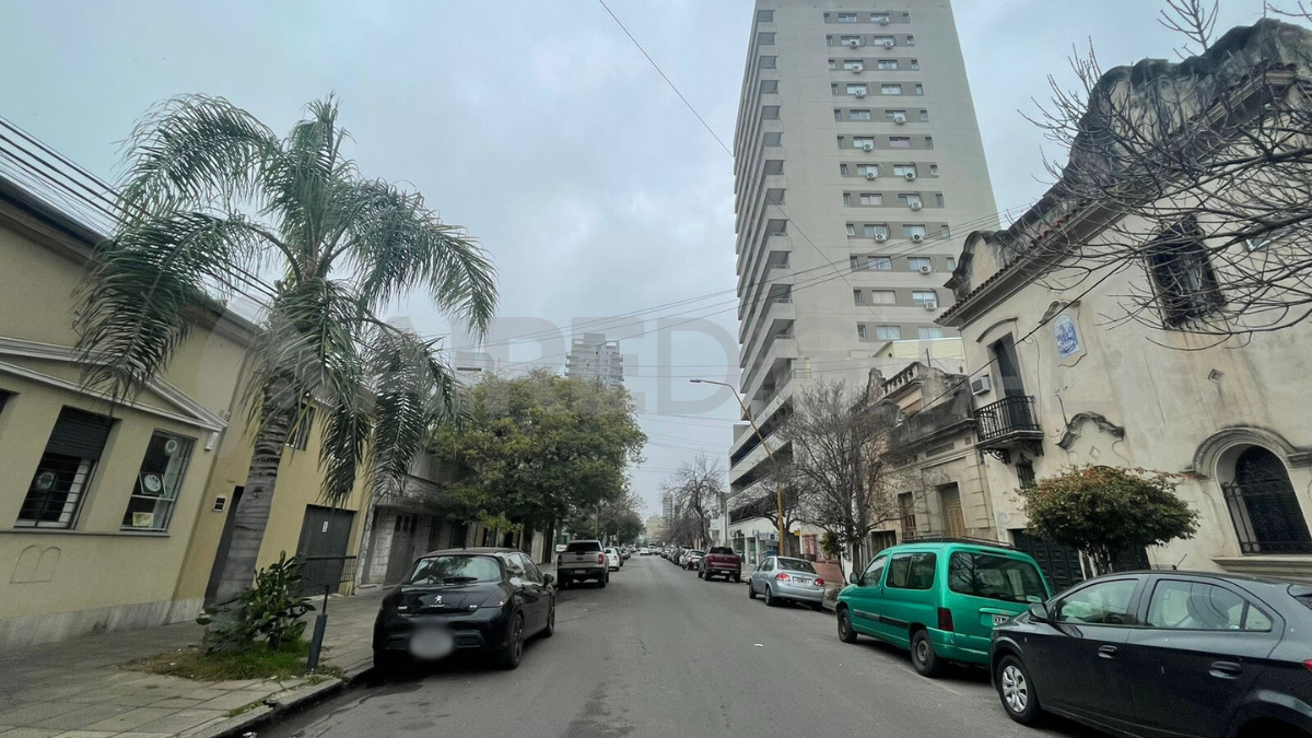 El edificio está ubicado en calle Tucumán