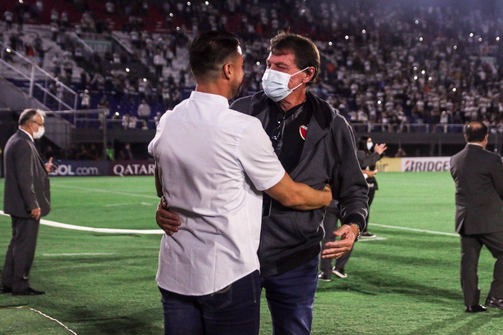 El Club Atlético Colón igualó con Olimpia