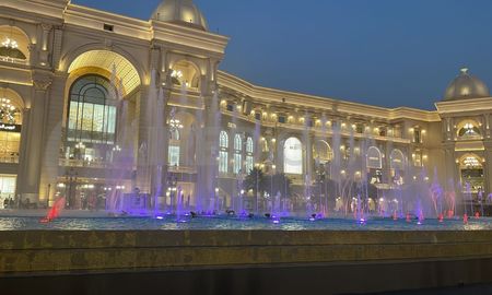 Place Vendôme, uno de los shopping más lujosos del mundo está en Qatar. Place Vendôme, uno de los shopping más lujosos del mundo está en Qatar.