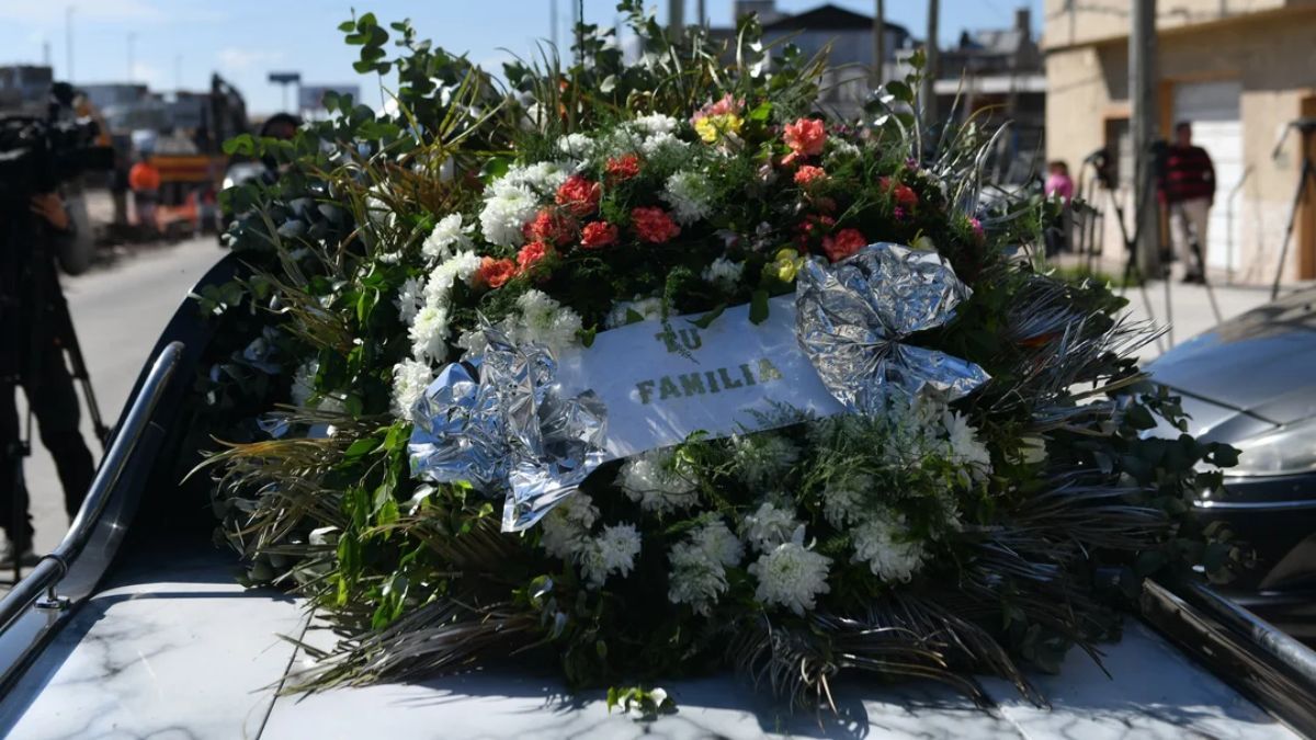 El último adiós a Brenda Del Castillo y Morena Verdi.