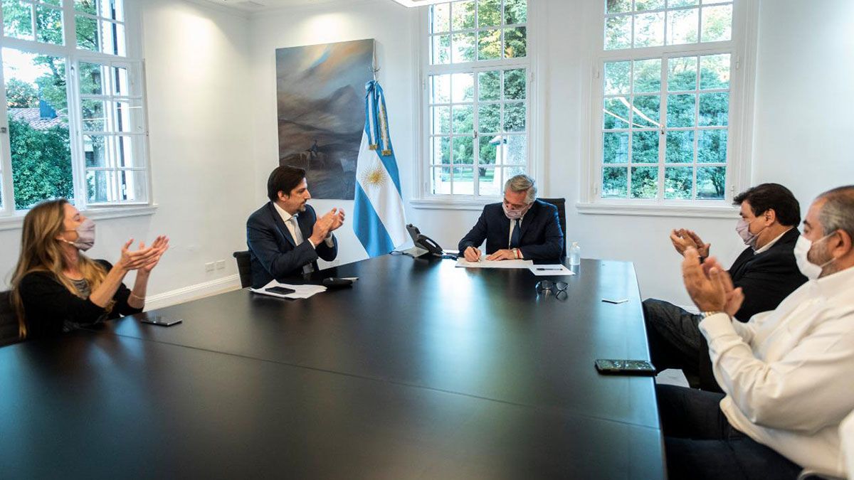 Nación y gremios docentes nacionales llegaron a un acuerdo paritario este viernes.&nbsp;