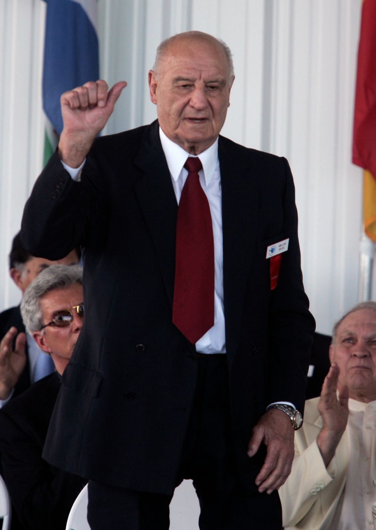 El domingo 10 de junio de 2007, Brusa inscribió su nombre en el legendario International Boxing Hall of Fame (Hall de la Fama del Boxeo Internacional), sito en Canastota, estado de Nueva York. El Maestro fue el sexto argentino y el segundo santafesino en hacerlo ya que, en primer lugar, lo había hecho Carlos Monzón, su obra cumbre.
