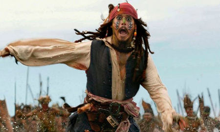 Muchos pensarían que Depp tendría una especie de hartazgo de tanto interpretar este personaje, pero es todo lo contrario. Según el actor, lleva a todos lados el personaje, especialmente cuando busca ayudar a que niños en los hospitales puedan reír y divertirse con el carismático pirata. Muchos pensarían que Depp tendría una especie de hartazgo de tanto interpretar este personaje, pero es todo lo contrario. Según el actor, lleva a todos lados el personaje, especialmente cuando busca ayudar a que niños en los hospitales puedan reír y divertirse con el carismático pirata.