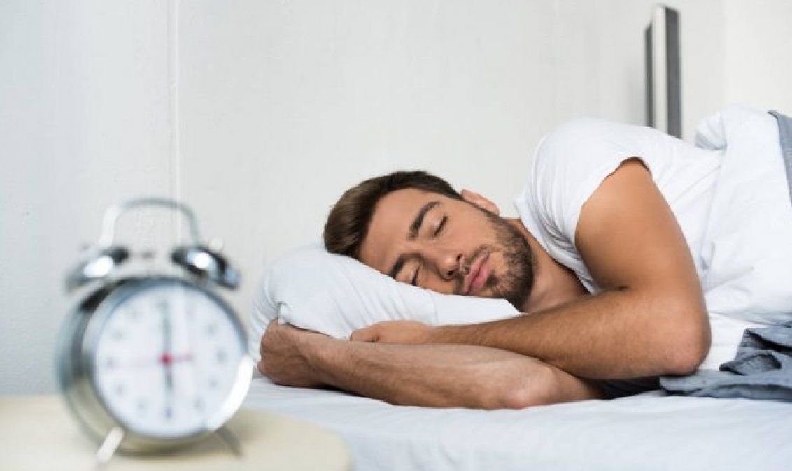 Longevidad: cuántas horas debemos dormir para vivir más