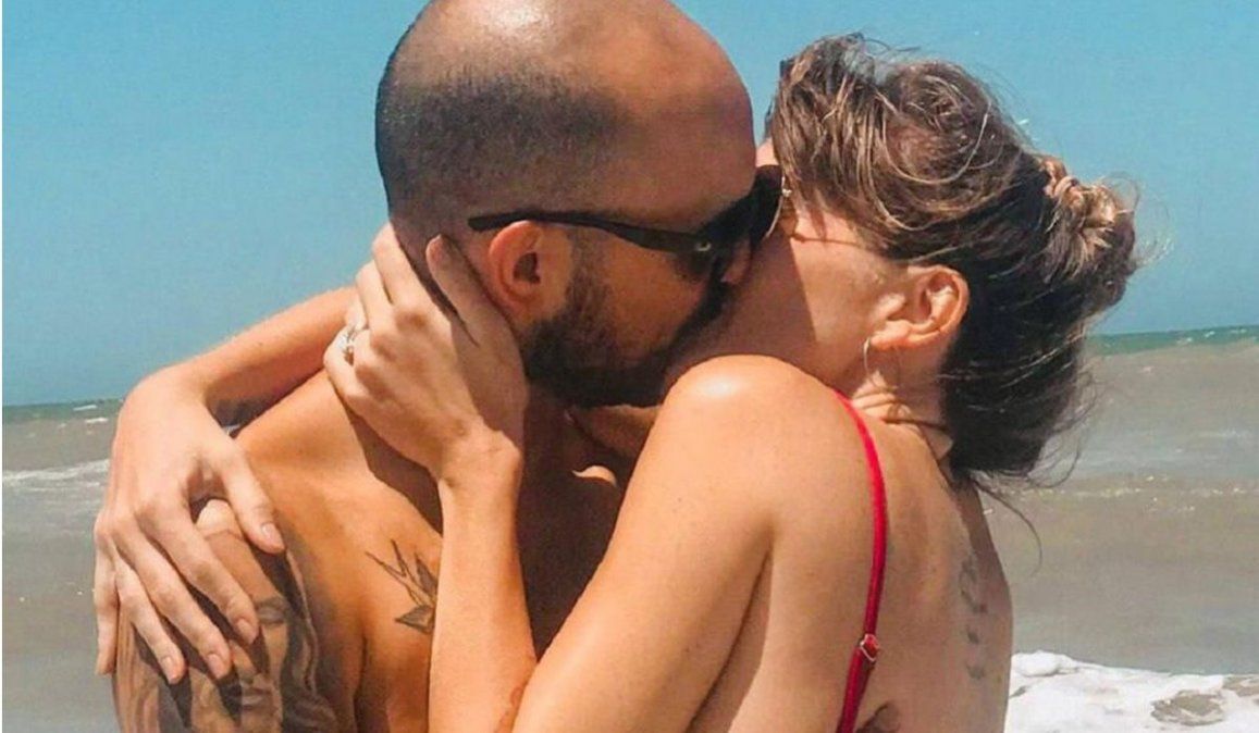 Abel Pintos habló sobre el casamiento con Mora Calabrese.