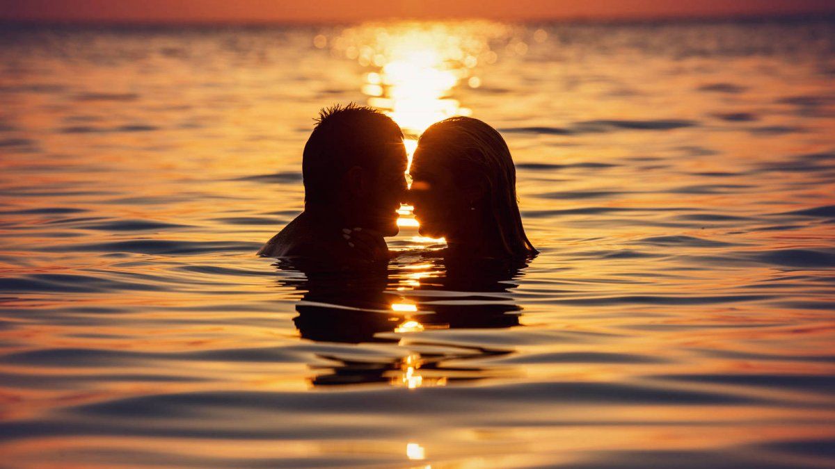 Los mejores consejos para practicar sexo en el agua