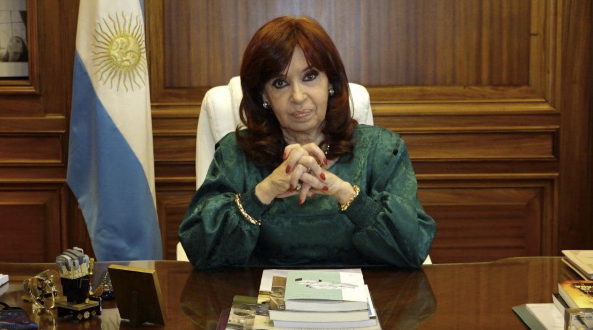 La vicepresidenta no incorporó bienes durante el último período, pero sí aumentó su tenencia de dinero en el banco por $16,6 millones.