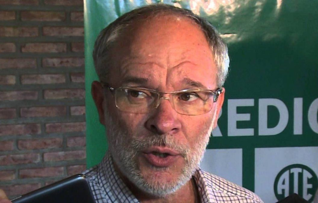 “Los únicos que quedamos fuera, somos los empleados públicos”