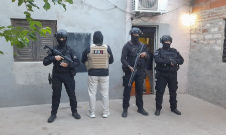 La PDI realizó cinco allanamientos para dar con los dos sospechosos: uno de ellos fue detenido La PDI realizó cinco allanamientos para dar con los dos sospechosos: uno de ellos fue detenido