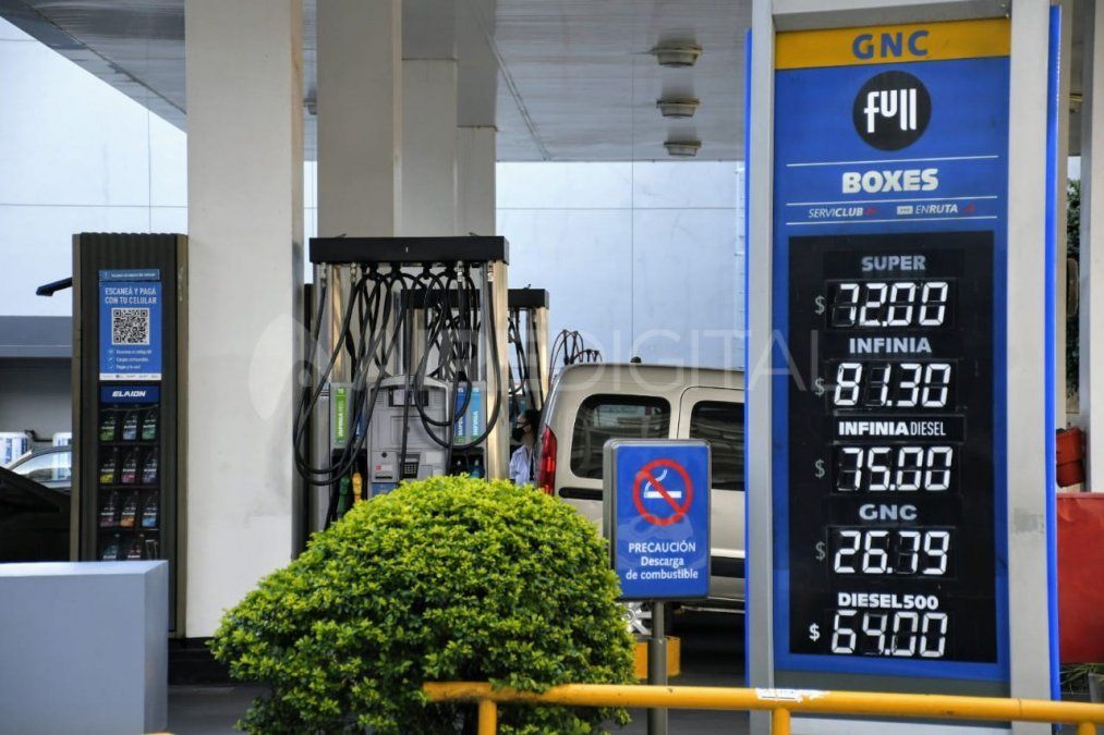 El aumento de los combustibles se reflejó en las estaciones de Rosario.