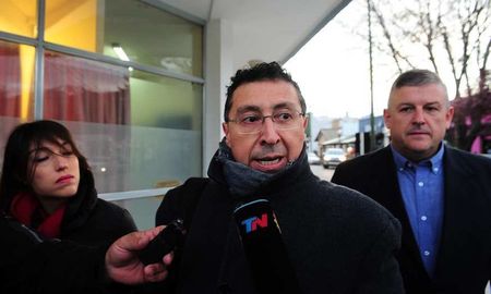 ?no hubo lesiones en el cuerpo?, dijo el juez tras la autopsia de maldonado ?no hubo lesiones en el cuerpo?, dijo el juez tras la autopsia de maldonado
