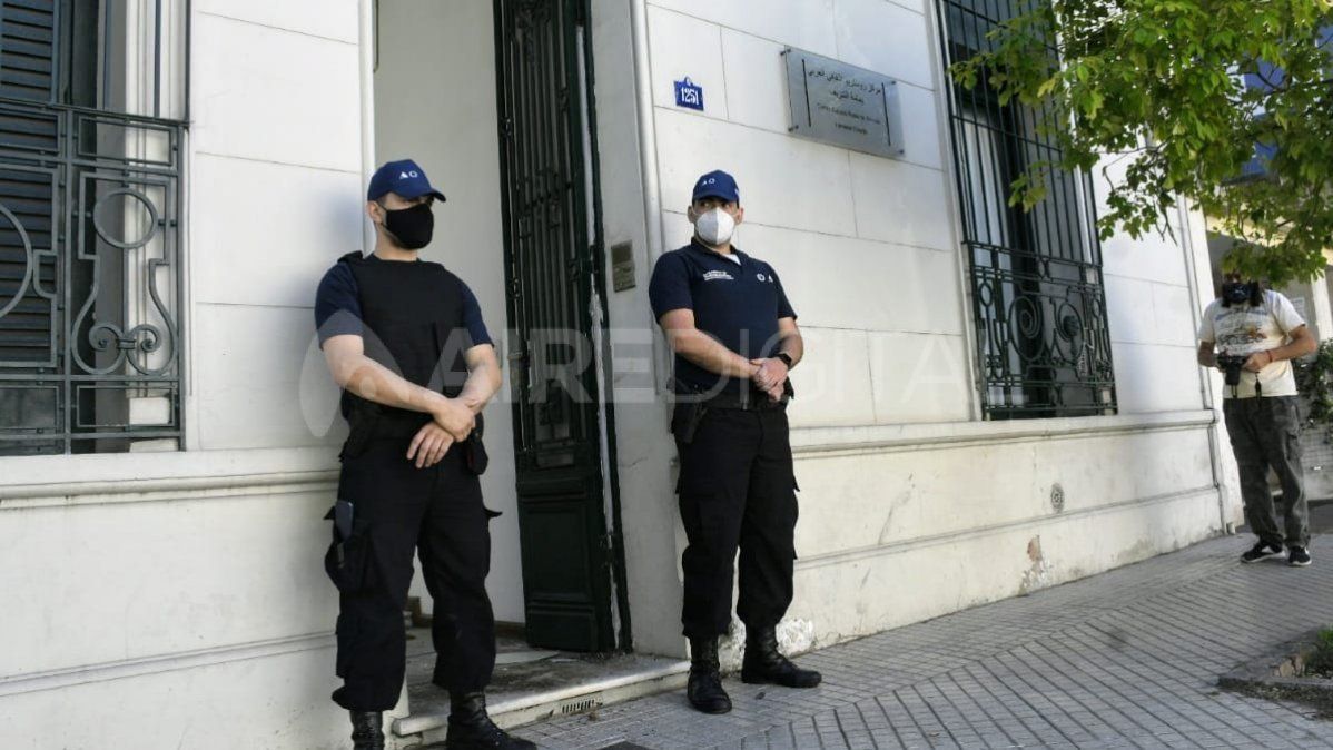 El organismo de investigaciones y la TOE allanaron El Centro Cultural Árabe de Rosario