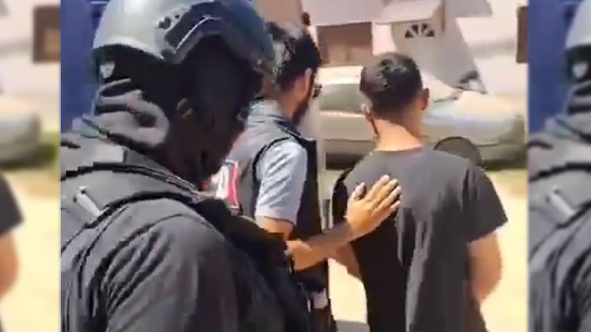 López cuando fue detenido en su casa de la ciudad de Gálvez. 