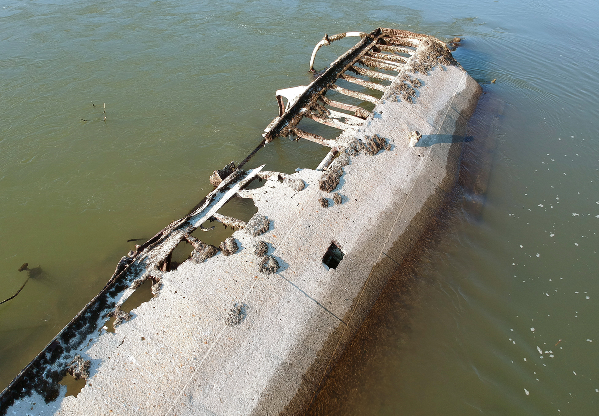 Restos de los buques de guerra