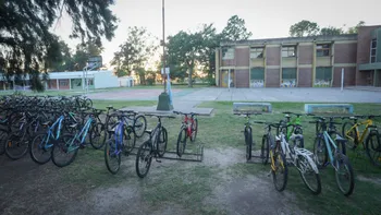 Suspendida en el tiempo: así luce la escuela de San Cristóbal en donde fue asesinado Ian Cabrera