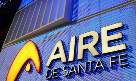 El multimedios Aire de Santa Fe sigue creciendo e innovando y lo demuestra a cada momento. Ahora el anuncio tiene que ver con la expansión de la cobertura radial: desde este viernes, mediante la frecuencia 95.3 los rafaelinos podrán seguir la variada programación que propone “La Gran Radio de Santa Fe”. El multimedios Aire de Santa Fe sigue creciendo e innovando y lo demuestra a cada momento. Ahora el anuncio tiene que ver con la expansión de la cobertura radial: desde este viernes, mediante la frecuencia 95.3 los rafaelinos podrán seguir la variada programación que propone “La Gran Radio de Santa Fe”.