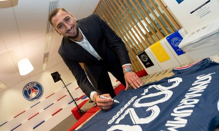 El arquero de Italia firmó para el PSG hasta el año 2026. El arquero de Italia firmó para el PSG hasta el año 2026.