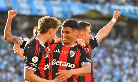 Con gol de Salas, River tachó a Racing y será rival de Independiente Rivadavia de Mendoza en semifinales de Copa Argentina. Con gol de Salas, River tachó a Racing y será rival de Independiente Rivadavia de Mendoza en semifinales de Copa Argentina.