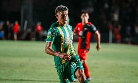 Un jugador del fútbol argentino fue arrestado por violencia de género: mantuvo cautiva a su pareja Un jugador del fútbol argentino fue arrestado por violencia de género: mantuvo cautiva a su pareja