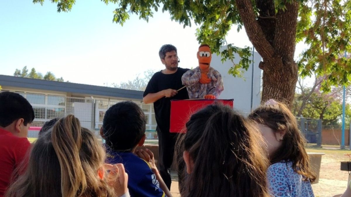 El festival tendrá funciones en Centro Cultural y Social El Birri y el Foro Cultural de la UNL. El festival tendrá funciones en Centro Cultural y Social El Birri y el Foro Cultural de la UNL.