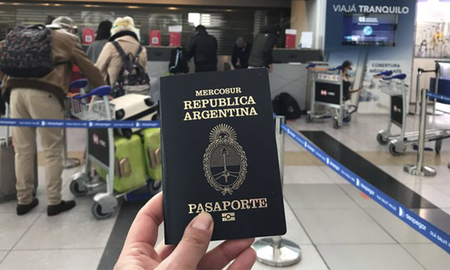 Los 10 países más buscados por los argentinos para emigrar: cuáles son Los 10 países más buscados por los argentinos para emigrar: cuáles son