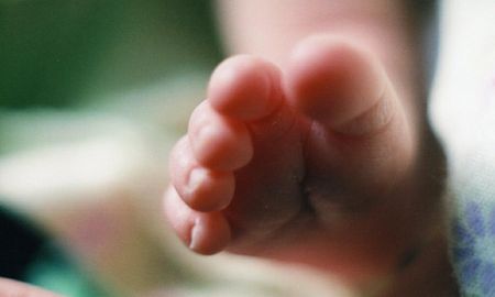 aberrante: mato a golpes a su bebe por ?ensuciar su panal? aberrante: mato a golpes a su bebe por ?ensuciar su panal?