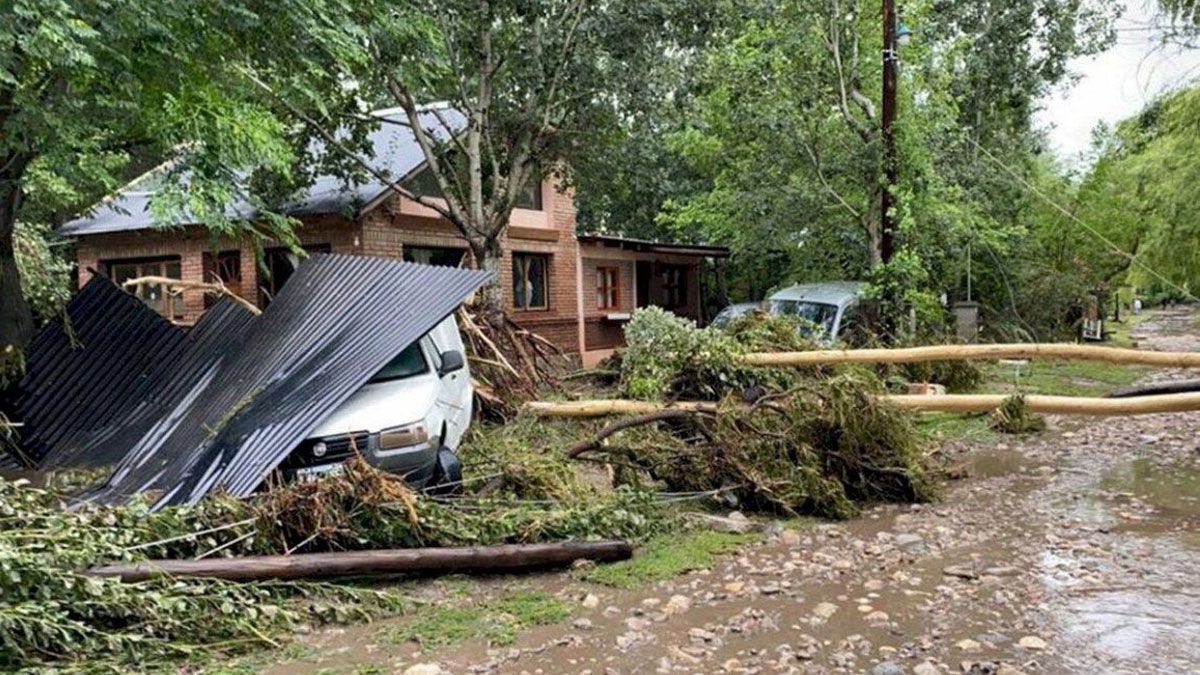 nofollow>El&nbsp;temporal&nbsp;que incluyó la caída de más de 140 milímetros de lluvia en apenas una hora generó cuantiosos daños.