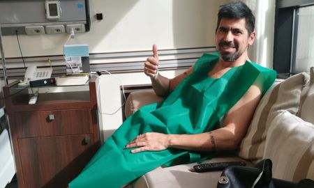 El lateral campeón con Independiente en 2002 utilizó su cuenta de Twitter para dar a conocer que superó el cáncer de colon. El lateral campeón con Independiente en 2002 utilizó su cuenta de Twitter para dar a conocer que superó el cáncer de colon.