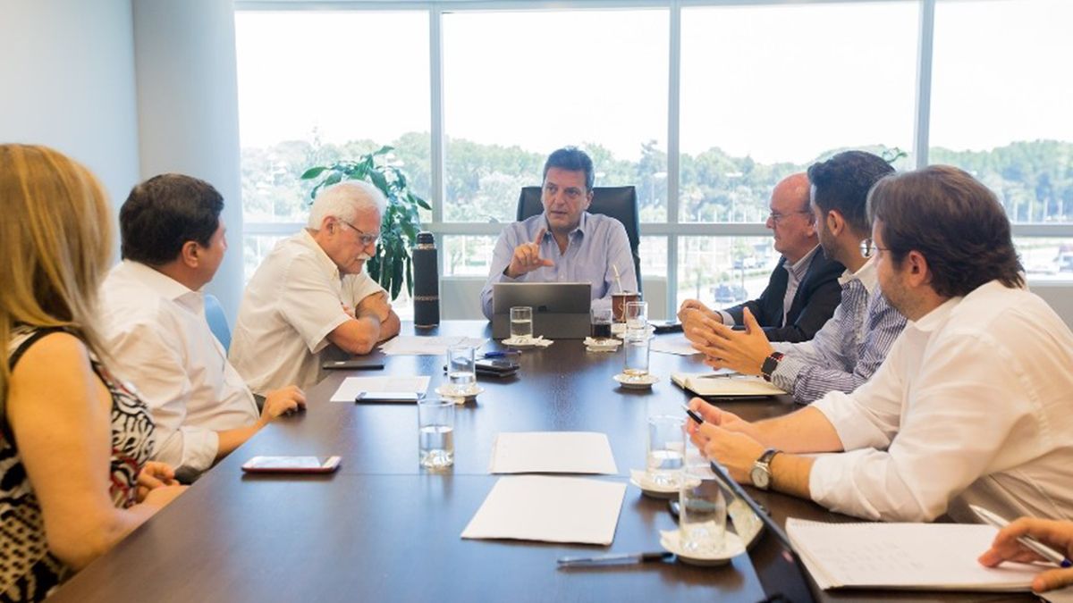 Hace más de 80 días que el equipo económico negocia a distancia para establecer acuerdo base que incluya desembolsos anticipados del FMI. Hasta que no se avance no habrá viajes a Nueva York