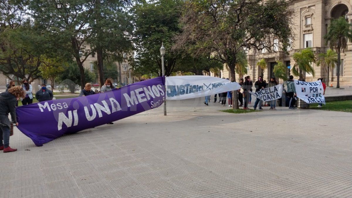 La mesa Ni Una Menos acompaña a los familiares en el reclamo de Justicia por el femicidio de Marcela Maydana
