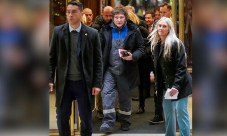 El presidente Javier Milei y la comitiva argentina suspendieron este miércoles sus actividades en Oslo, Noruega, y emprenderán el regreso al país. El presidente Javier Milei y la comitiva argentina suspendieron este miércoles sus actividades en Oslo, Noruega, y emprenderán el regreso al país.