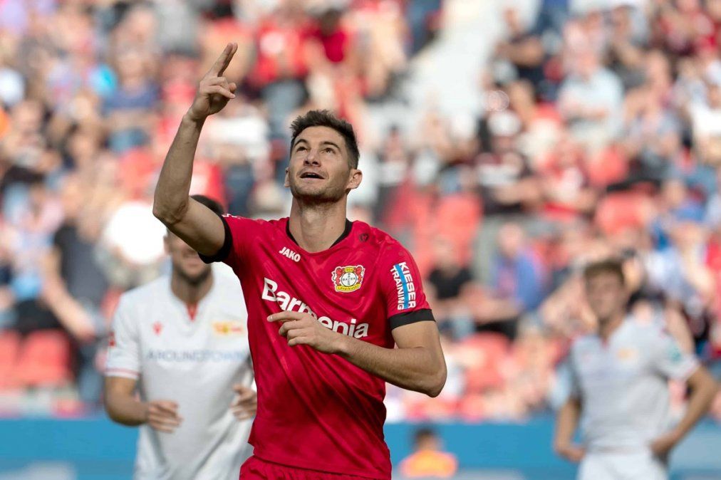 El Bayer Leverkusen de Lucas Alario, visitará al poderoso Bayern Múnich
