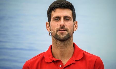 Novak Djokovic aduce que se produjo una caza de brujas por haber organizado el Adria Tour, el torneo de exhibición en el se contagiaron de coronavirus varios de los presentes. Novak Djokovic aduce que se produjo una caza de brujas por haber organizado el Adria Tour, el torneo de exhibición en el se contagiaron de coronavirus varios de los presentes.