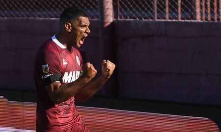 Lanús se cruza con Real Pilar por la Copa Argentina, este martes a las 21.10, en el estadio de Arsenal. Lanús se cruza con Real Pilar por la Copa Argentina, este martes a las 21.10, en el estadio de Arsenal.