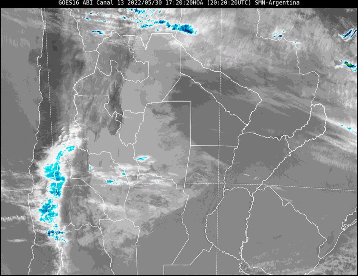 En la imagen satelital se observa abundante nubosidad en el noroeste de nuestra provincia, y en las provincias al oeste de la nuestra.